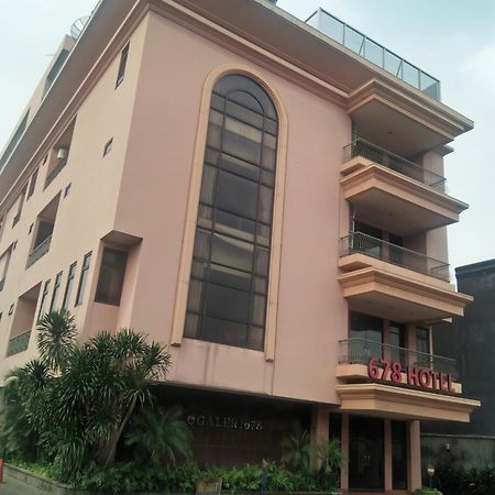 Hotel 678 Kemang Powered By Cocotel Jakarta Bagian luar foto