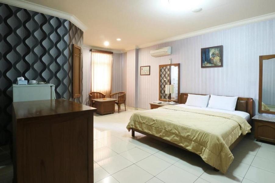 Hotel 678 Kemang Powered By Cocotel Jakarta Bagian luar foto