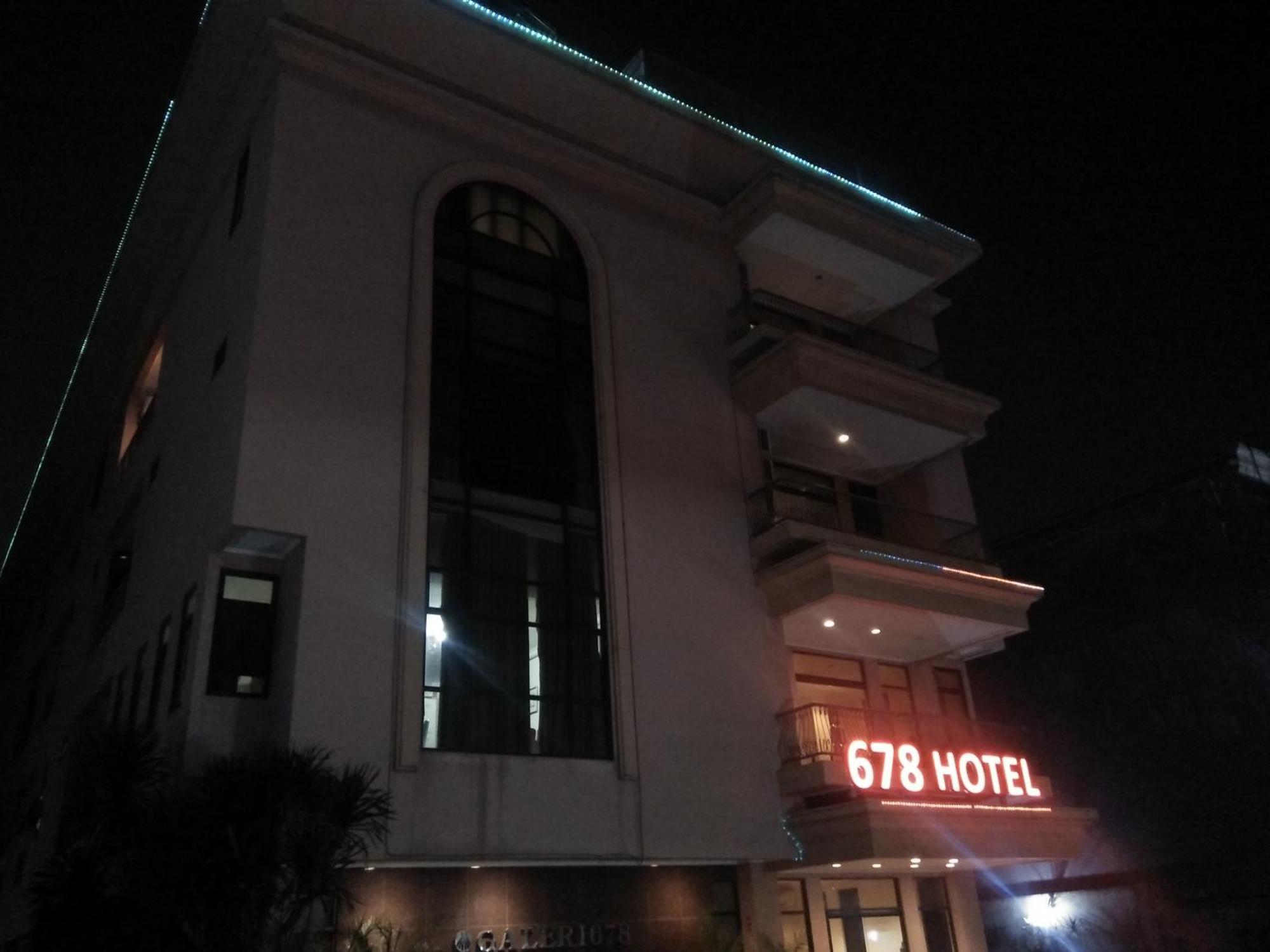 Hotel 678 Kemang Powered By Cocotel Jakarta Bagian luar foto